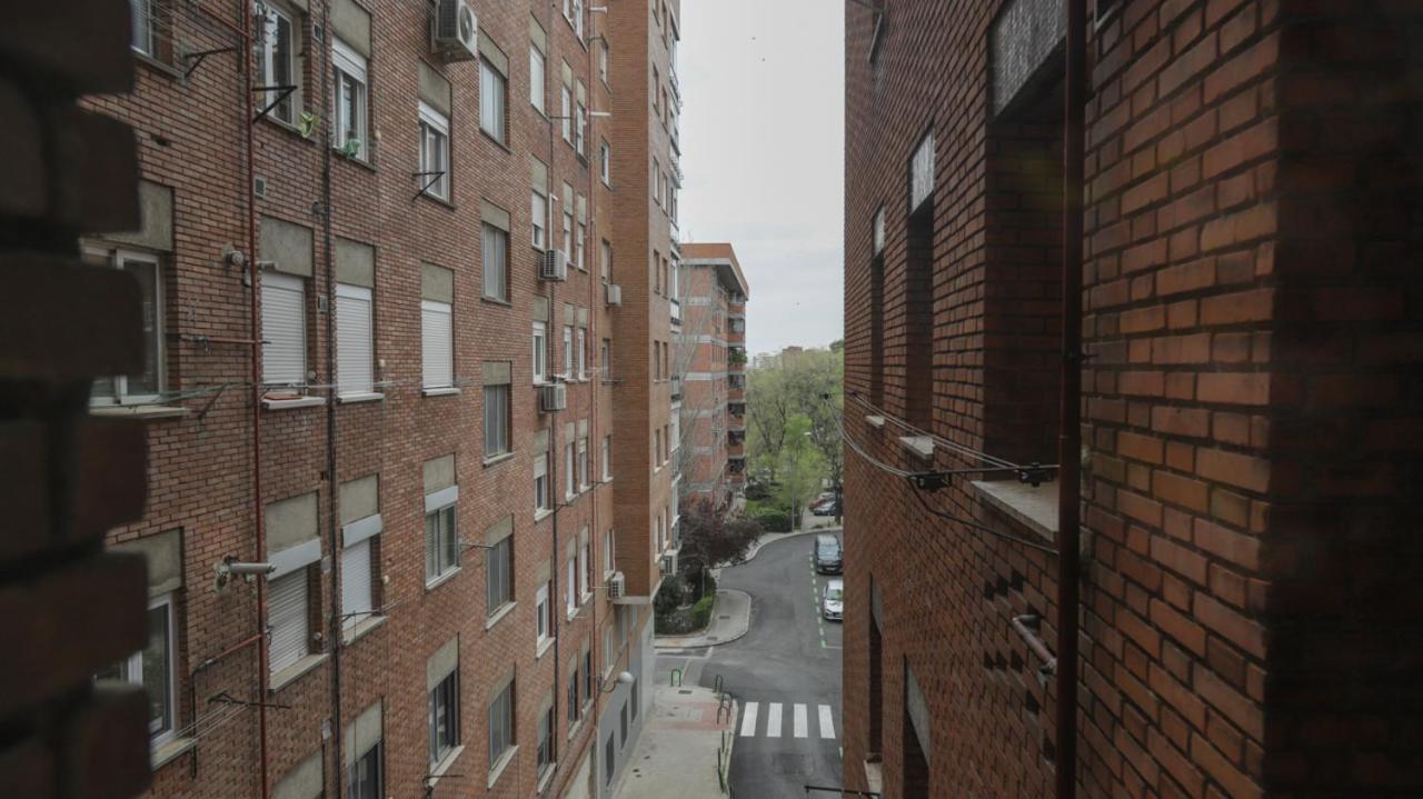Castellana - Pza.castilla Madrid